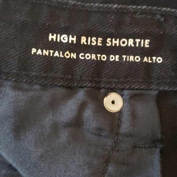 COPY - High rise shortie shorts - Picture 2 of 3